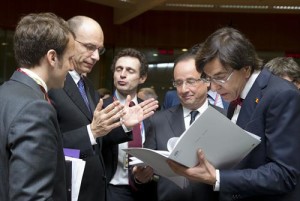 Enrico Letta, Francois Hollande ed Elio Di Rupo durante il SUmmit