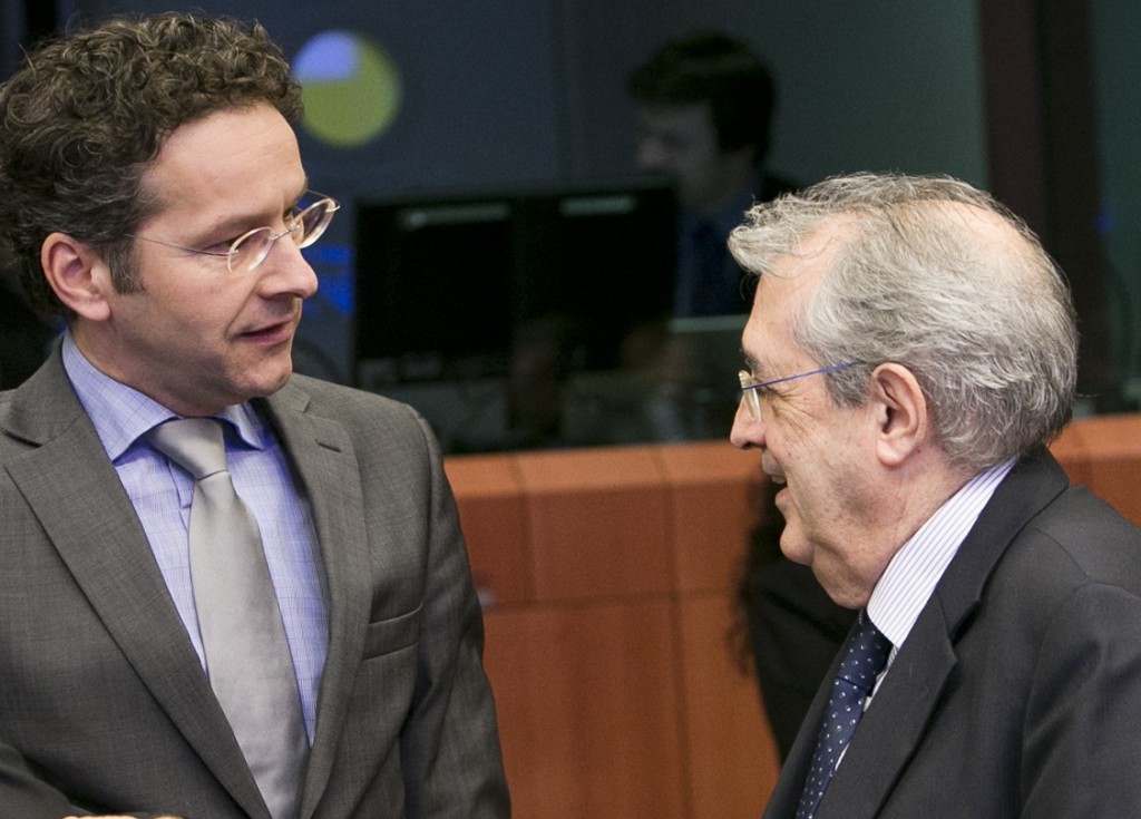 Il ministro Saccomanni con il presidente dell'Eurogruppo Dijsselbloem