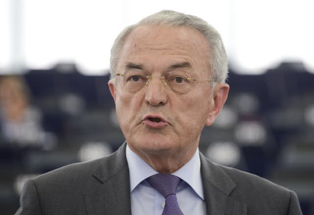 Il presidente della commissione Bilancio del Parlamento europeo  Jean Arthuis