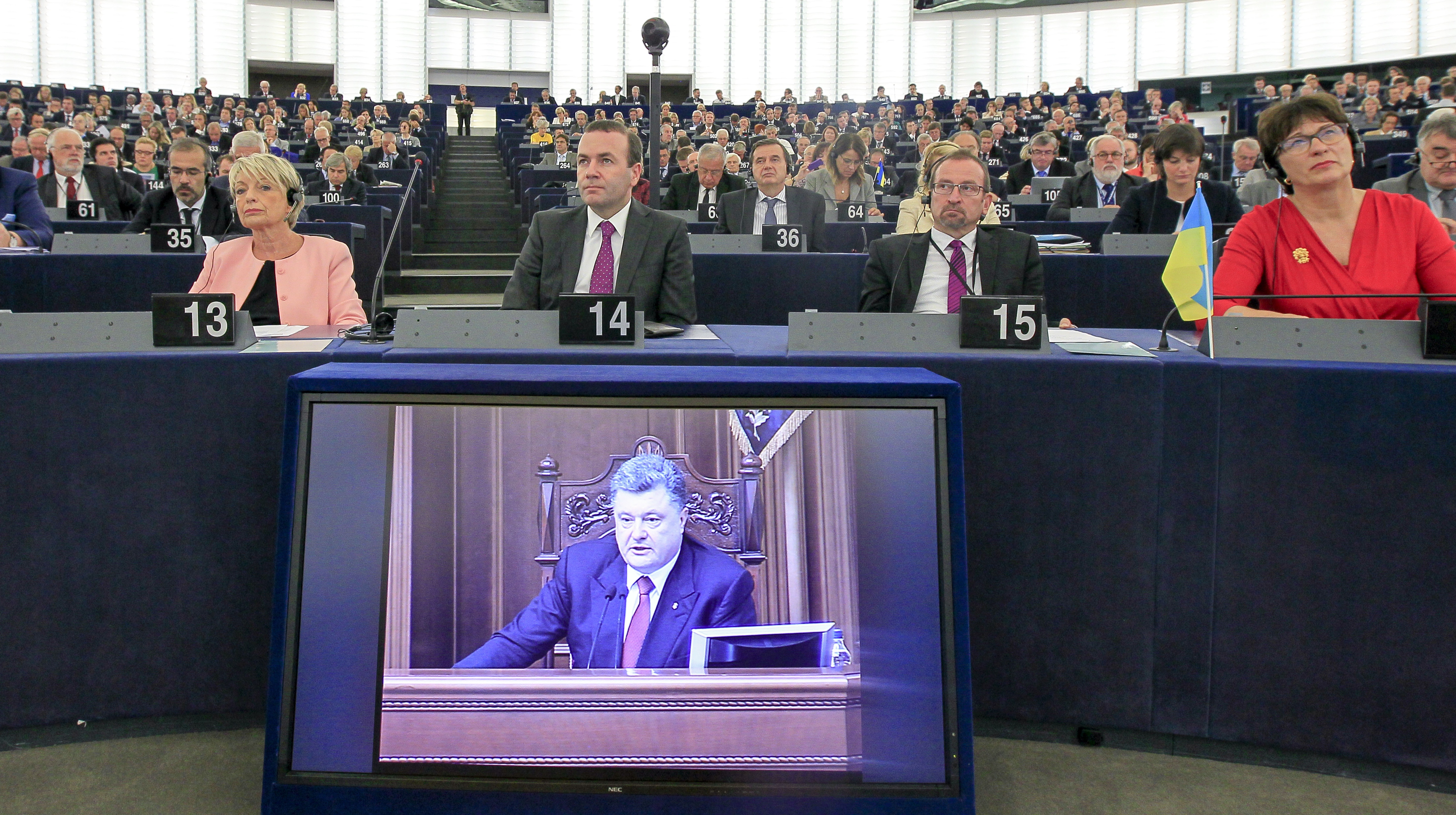 L'intervento in Aula a Strasburgo del presidente ucraino Poroshenko