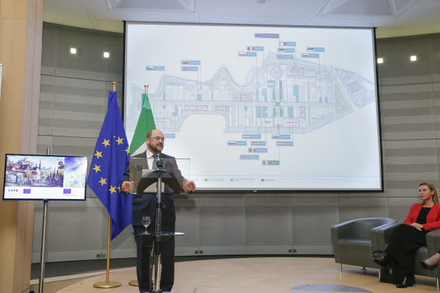 Schulz e Mogherini alla presentazione dell'Expo al Parlamento europeo