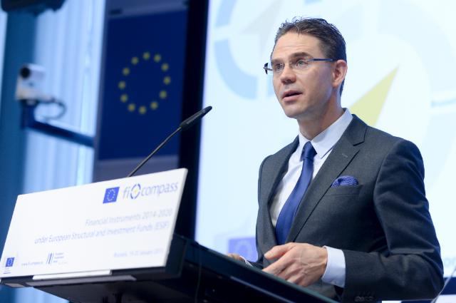 Jyrki Katainen al lancio del Fi-Compass