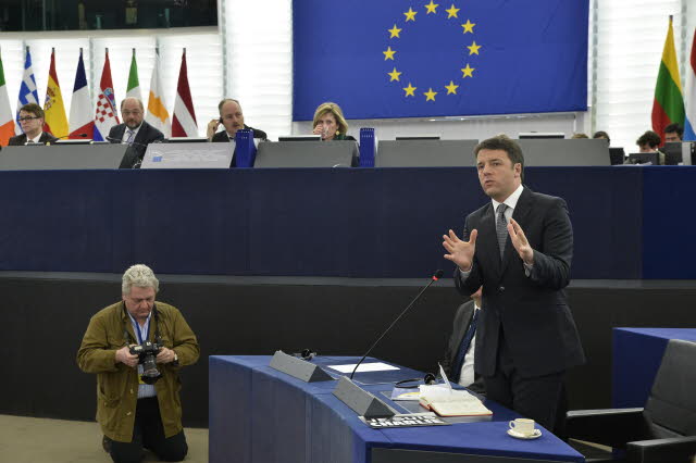 Matteo Renzi nell'Aula di Strasburgo (foto del Servizio fotografico del Parlamento europeo)