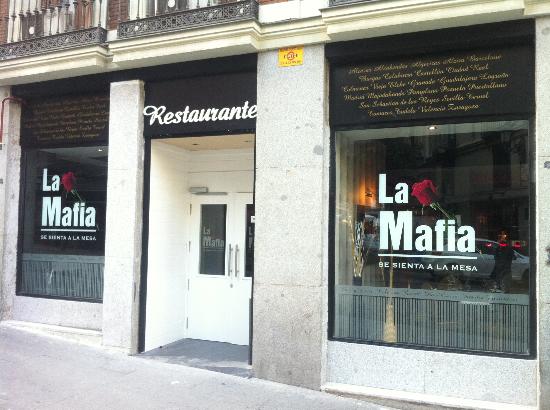 Un ristorante Mafia