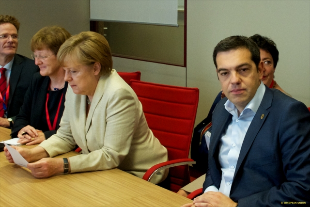 Merkel e Tsipras nell'incontro a margine del Vertice - foto Consiglio Ue