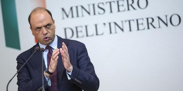 Il ministro dell'Interno, Angelino Alfano