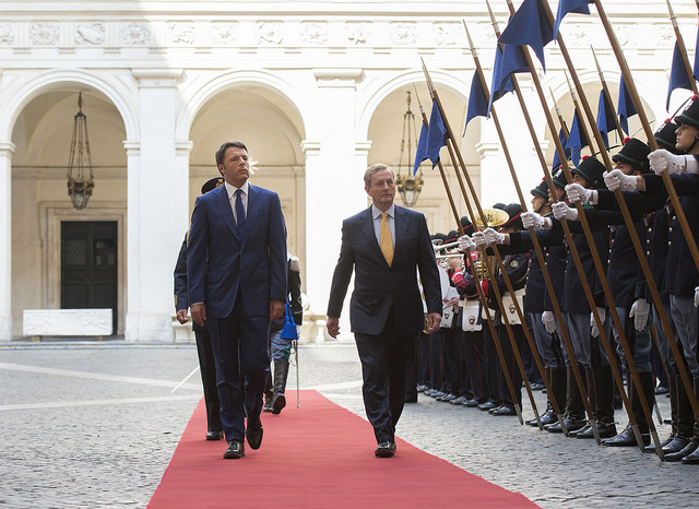 Il premier italiano Matteo Renzi riceve l'omologo irlandese Enda Kenny (Fonte: Palazzo Chigi)