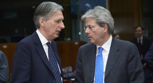 brexit, hammond, gentiloni, eu, lettera