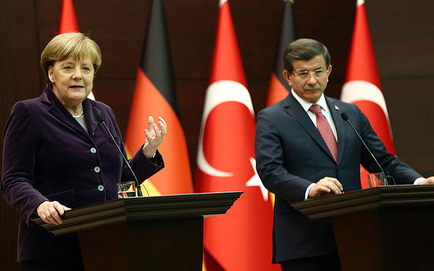 Merkel Davutoglu Turchia