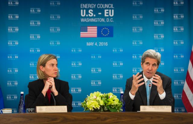 Mogherini e Kerry