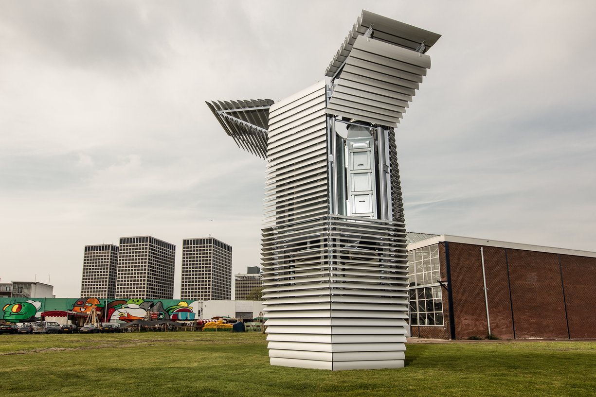 La Smog Free Tower, inventata dall'olandese Daan Roosegaarde