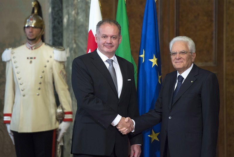 Il presidente della repubblica, Sergio Mattarella, riceve il suo omologo slovacco Andrej Kiska (fonte: Quirinale)