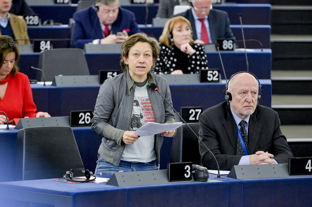 Intervento in Aula di Eleonora Forenza, durante una seduta del Parlamento europeo