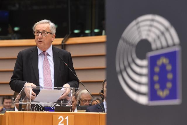 Juncker in Plenaria a Bruxelles presenta il Libro Bianco - foto Commissione Ue