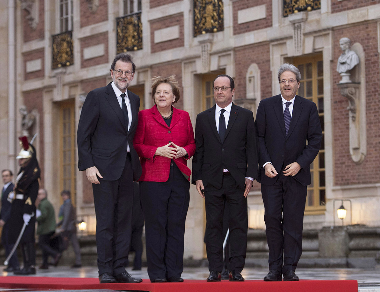 Da sinistra: Rajoy, Merkel, Hollande, Gentiloni (Foto: Barchielli, Palazzo Chigi)