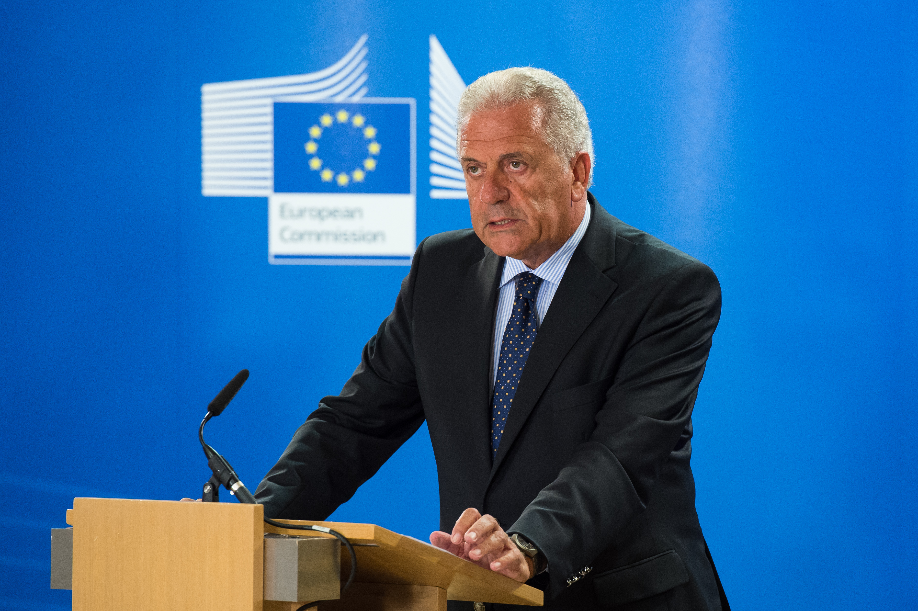 L'ex commissario Ue Dimitris Avramopoulos