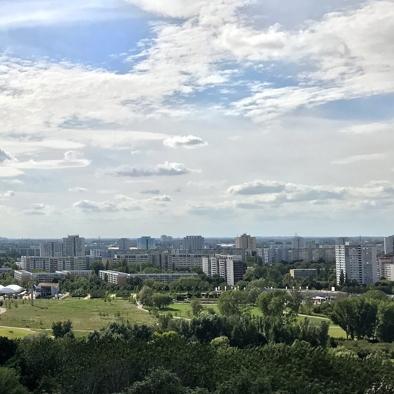 Berlino, il quartiere di Marzahn-Hellersdorf