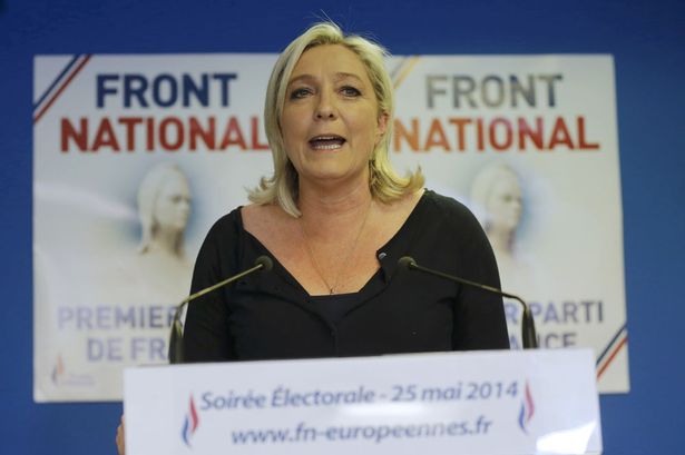 Marine Le Pen, leader del Front Natianal, durante un comizio elettorale (archivio)