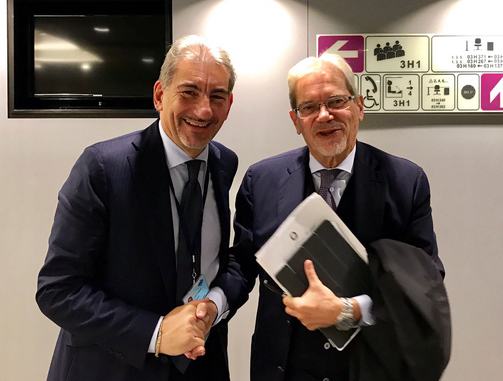 Raffaele Cattaneo e Claudio De Vincenti oggi a Bruxelles