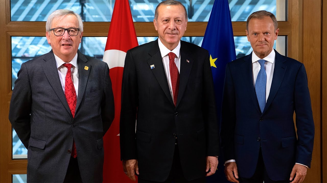 Il presidente della Commissione Ue Jean Claude Junker, Il presidente del Consiglio europeo Donald Tusk, il presidnete della Repubblica Turca Recp T. Erdogan