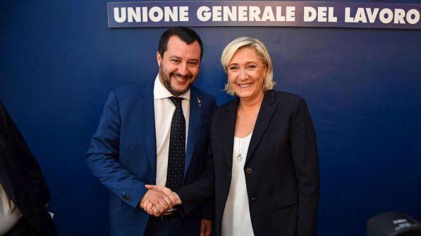 Matteo Salvini con Marine Le Pen