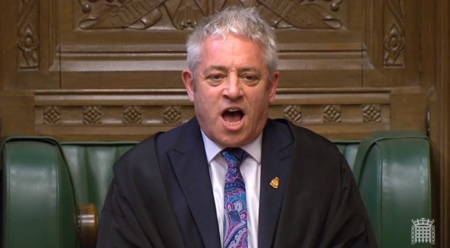 Lo speaker dei Comuni John Bercow  in Aula mentre pronuncia la parola "order".