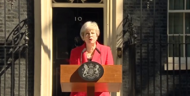 Theresa May annuncia le sue prossime dimissioni