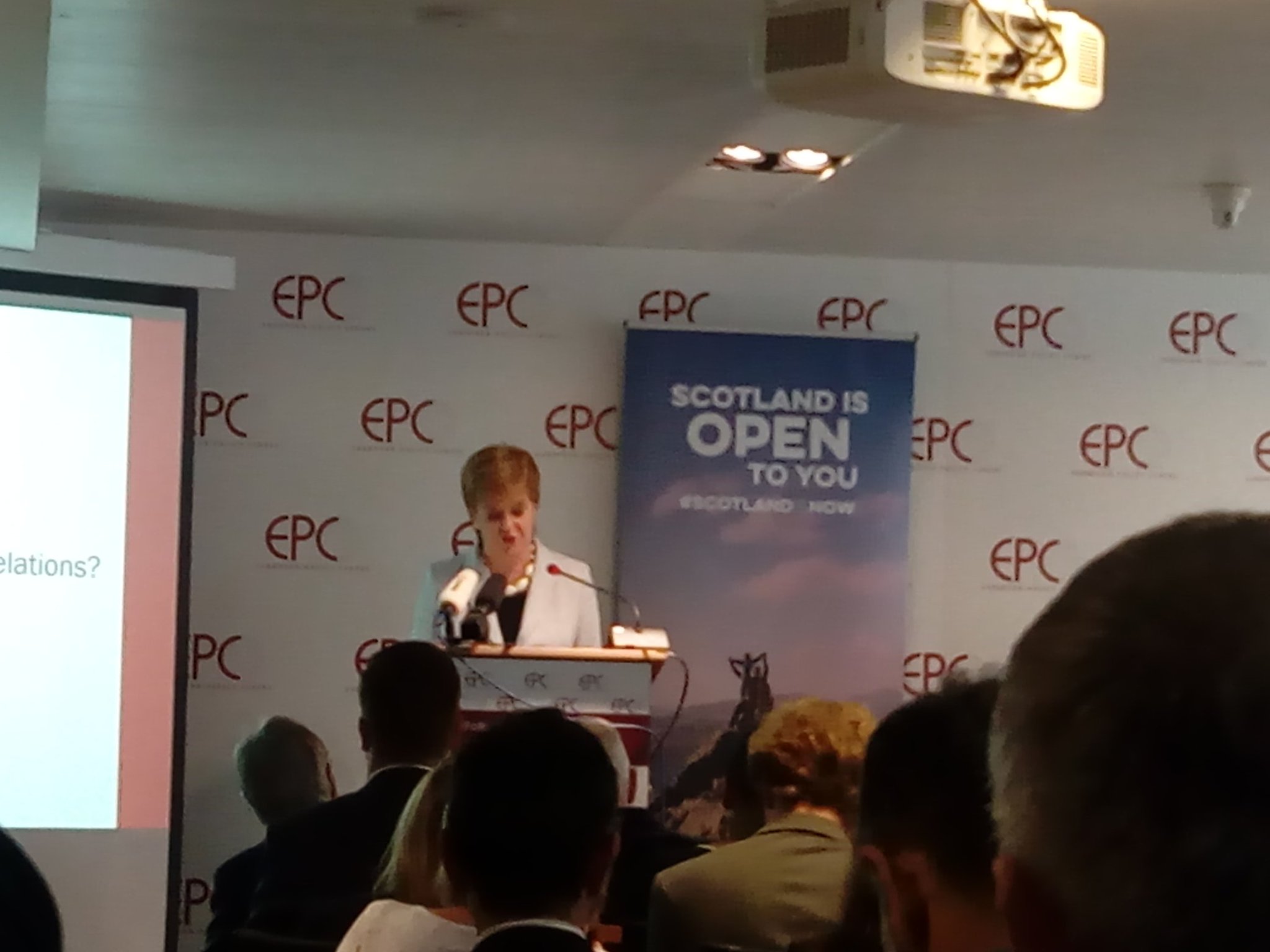 La prima ministra scozzese, Nicola Sturgeon, alla conferenza dell'EPC sul futuro delle relazioni tra Scozia e UE