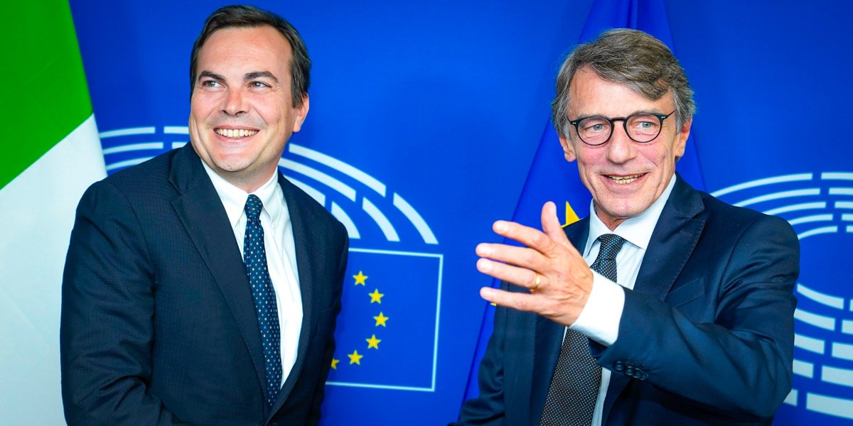 Il ministro Enzo Amendola con il presidente del Parlamento europeo David Sassoli