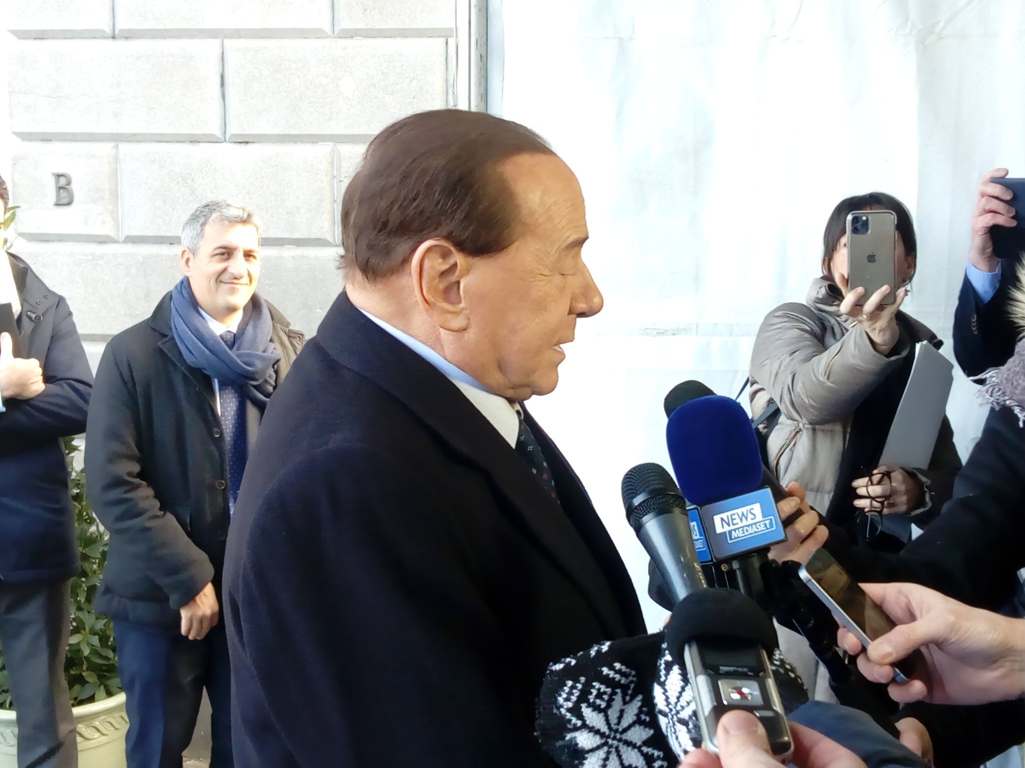 Il presidente di Forza Italia, Silvio Berlusconi, al summit del PPE che precede il vertice del Consiglio Europeo (Bruxelles, 12 dicembre 2019)