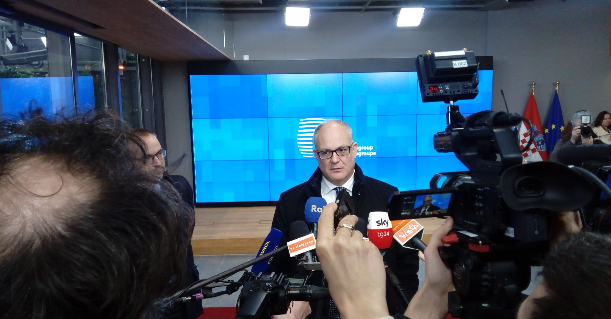 Il ministro dell’Economia, Roberto Gualtieri, a margine dei lavori dell’Eurogruppo [Bruxelles, 20 gennaio 2020]