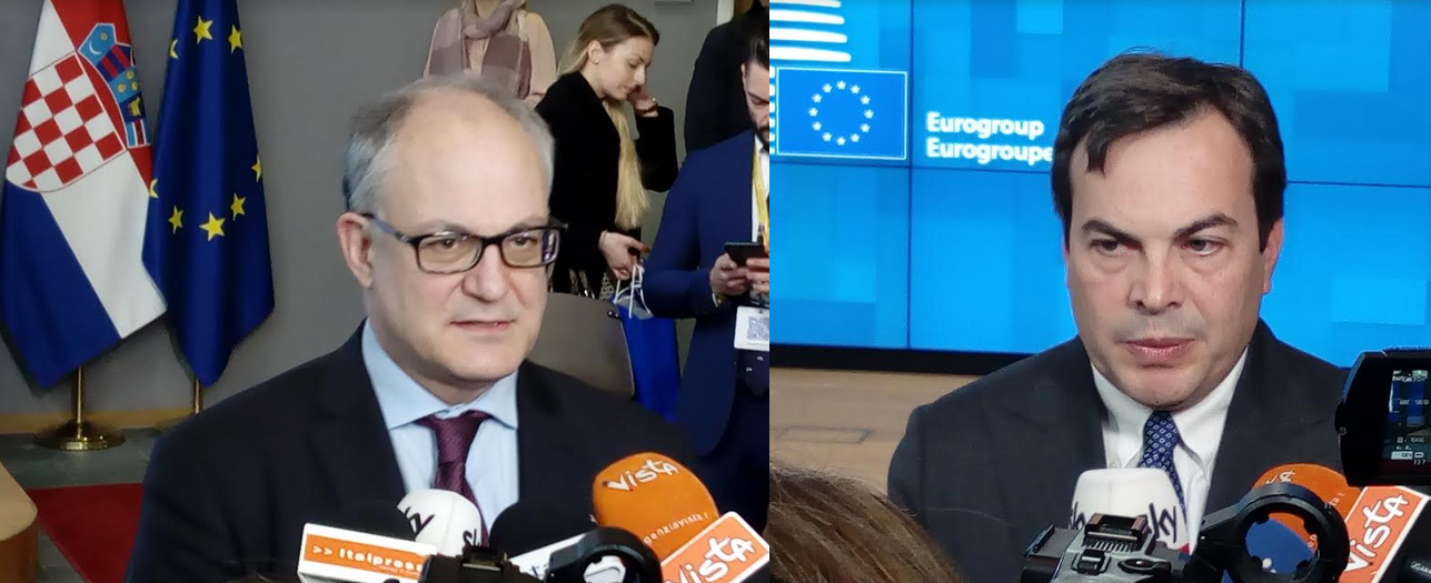 I ministri dell'Economia, Roberto Gualtieri (sinistra) e degli Affari europei, Enzo Amendola. Entrambi hanno espresso critiche alla proposta di bilancio pluriennale UE [Bruxelles, 17 febbraio 2020]