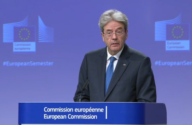 Il commissario europeo all'Economia, Paolo Gentiloni.