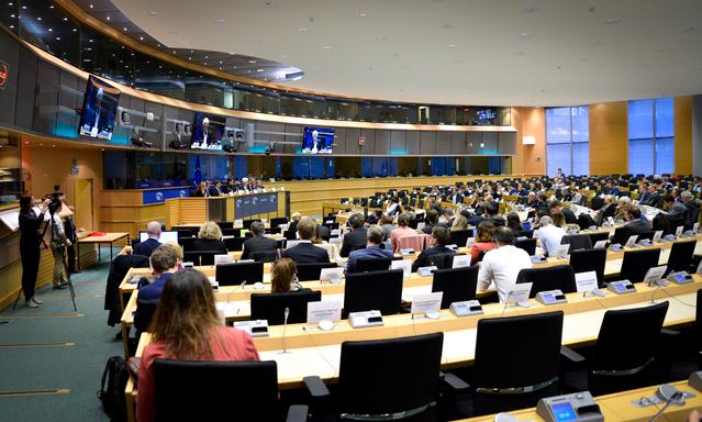 Una seduta in commissione Affari economici e monetari del Parlamento europeo [archivio]