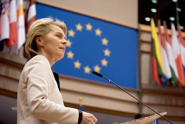 La presidente della Commissione europea, Ursula von der Leyen, durante uno suo intervento in Parlamento europeo [archivio]