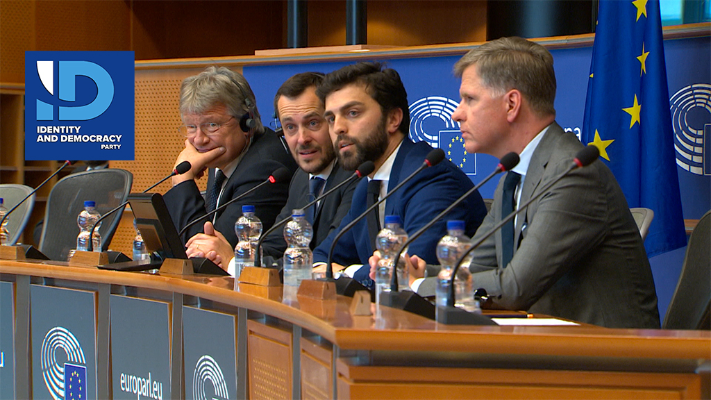 Marco Zanni (Lega, terzo da sinistra), presidente del gruppo ID, tra alcuni dei capi delle altre delegazioni
[foto: Parlamento europeo]