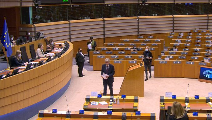 Il commissario per l'Economia, Paolo Gentiloni, al termine del dibattito in Aula sulle misure di mitigazioni degli impatti economici della pandemia [Bruxelles, 9 marzo 2021]