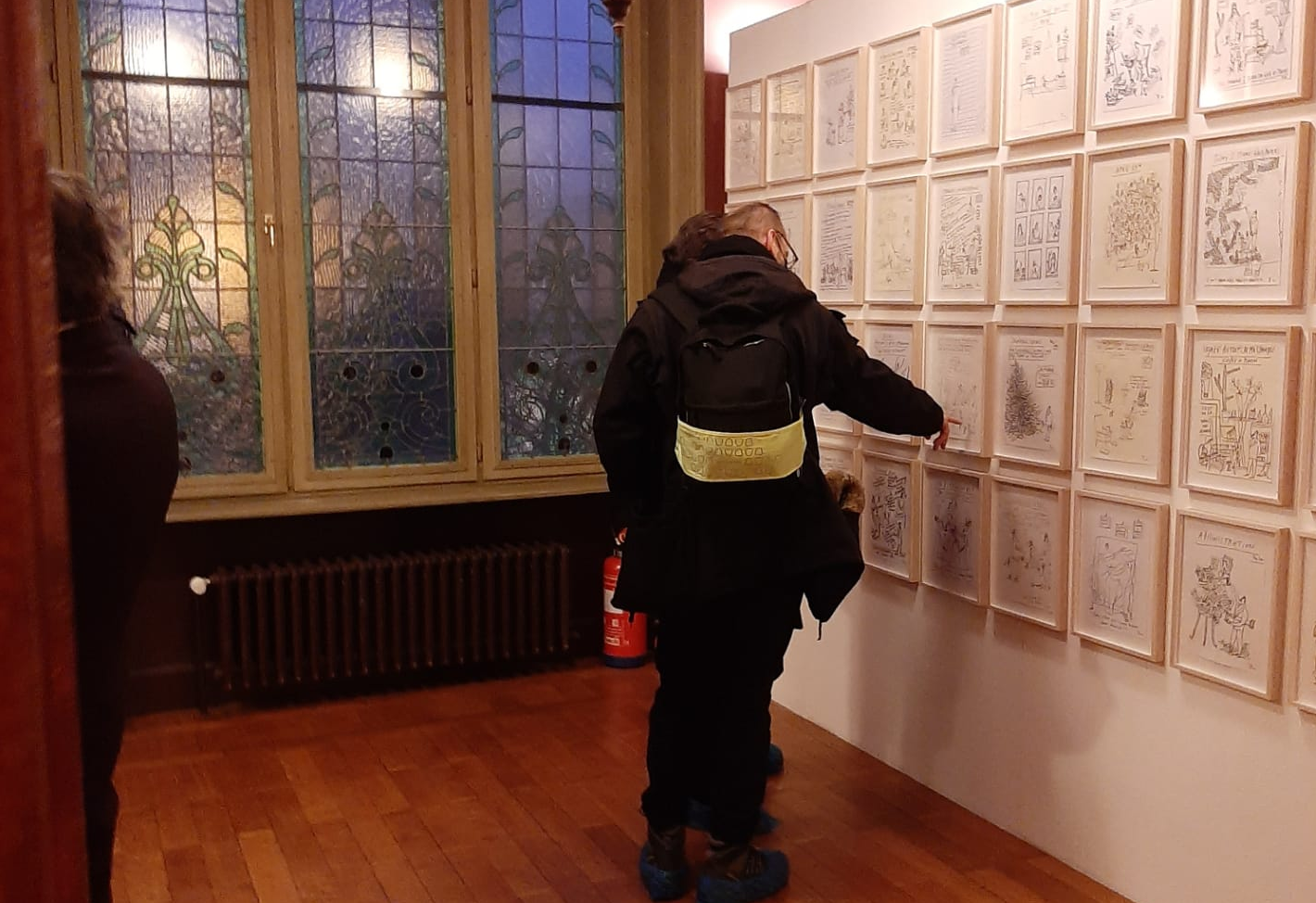 Parte dei disegni di Benoît Van Innis che fanno parte dell'esibizione "Instant Light", ospitata alla biblioteca Solvay [foto: Edificio, pagina facebook]