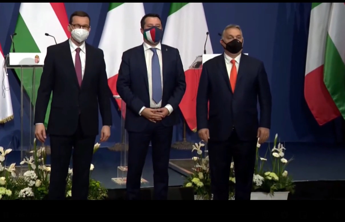 Mateusz Morawiecki, Matteo Salvini e Viktor Orban oggi a Budapest