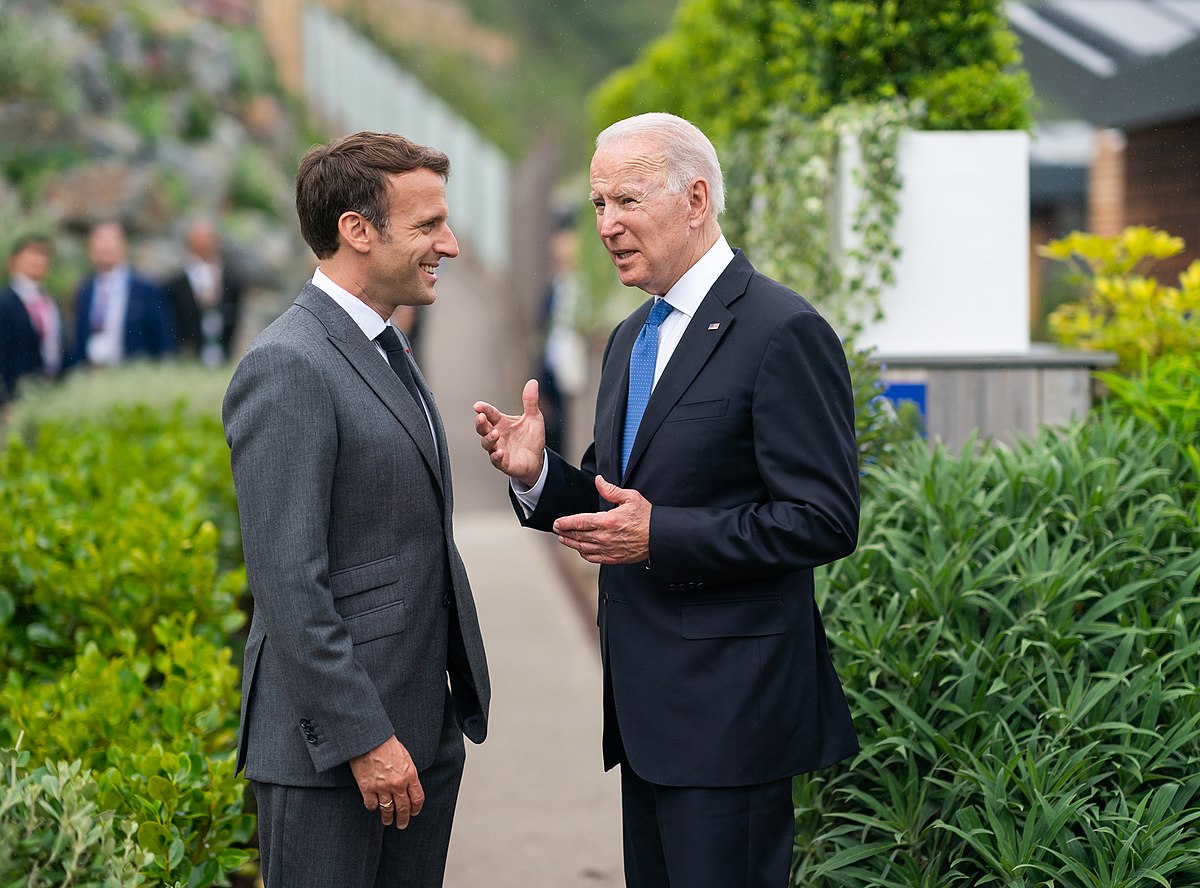 telefonata macron biden