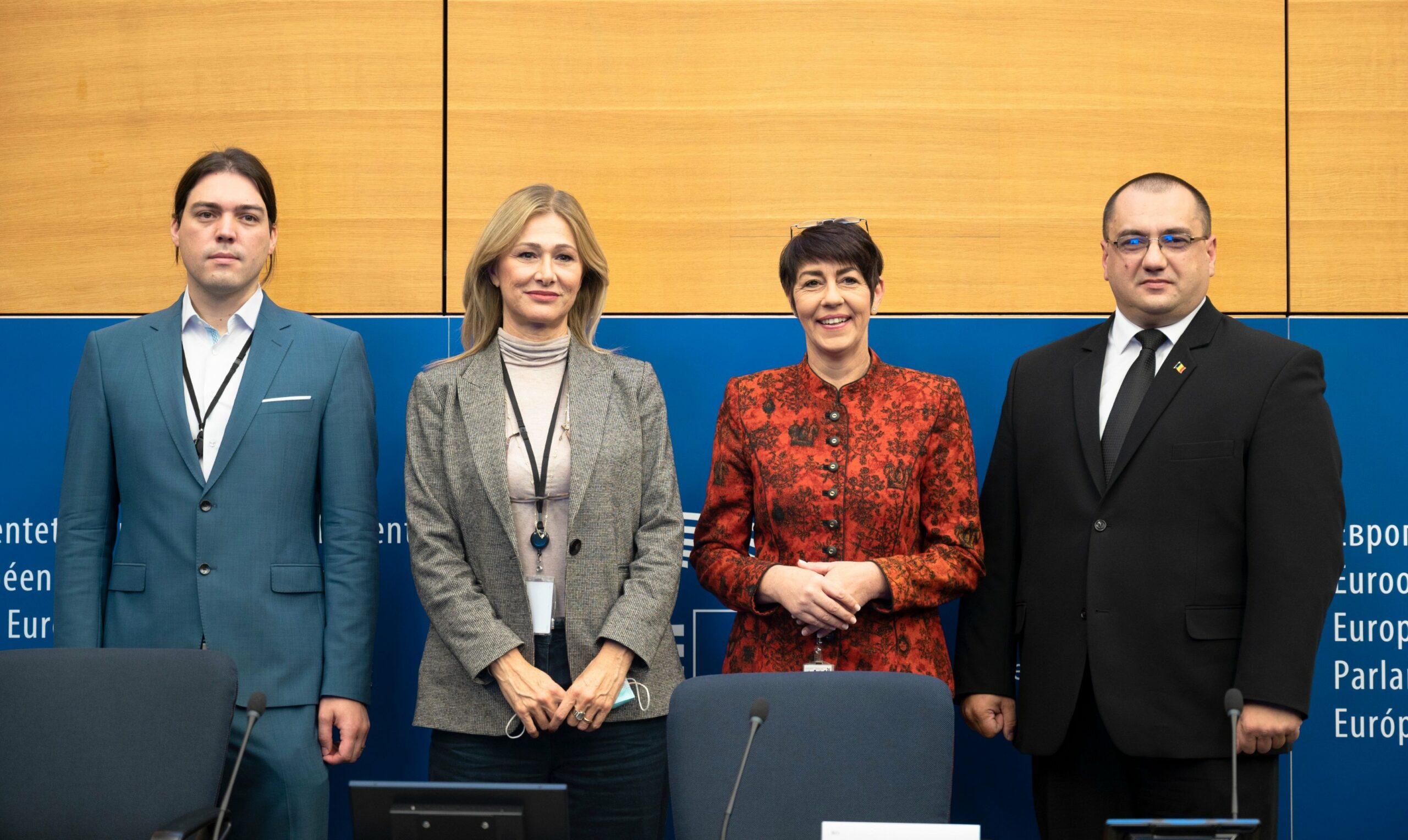 Sincic, Donato, Anderson e Terhes alla conferenza contro il green pass al Parlamento europeo