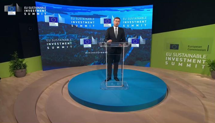 Il vicepresidente della Commissione europea, Valdis Dombrovskis. Il responsabile per il Commercio vuole una Coalizione di ministri del commercio in tutto il mondo per relazioni a prova di sostenibilità [Bruxelles, 7 ottobre 2021]