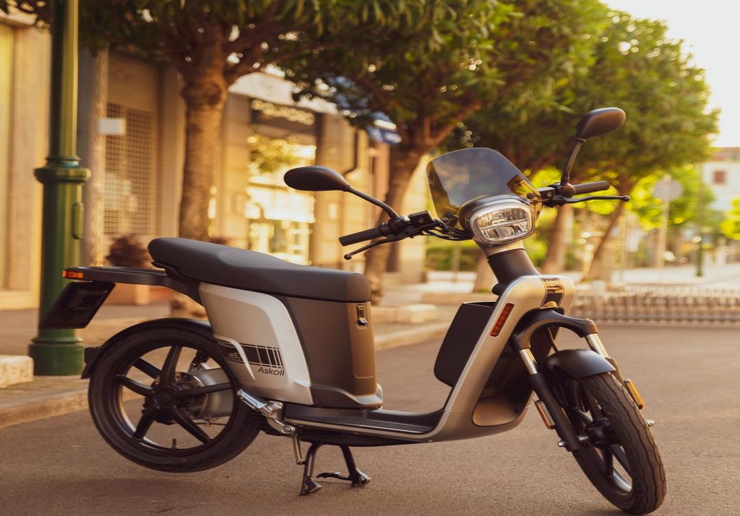 Uno scooter elettrico [foto: imagoeconomica]