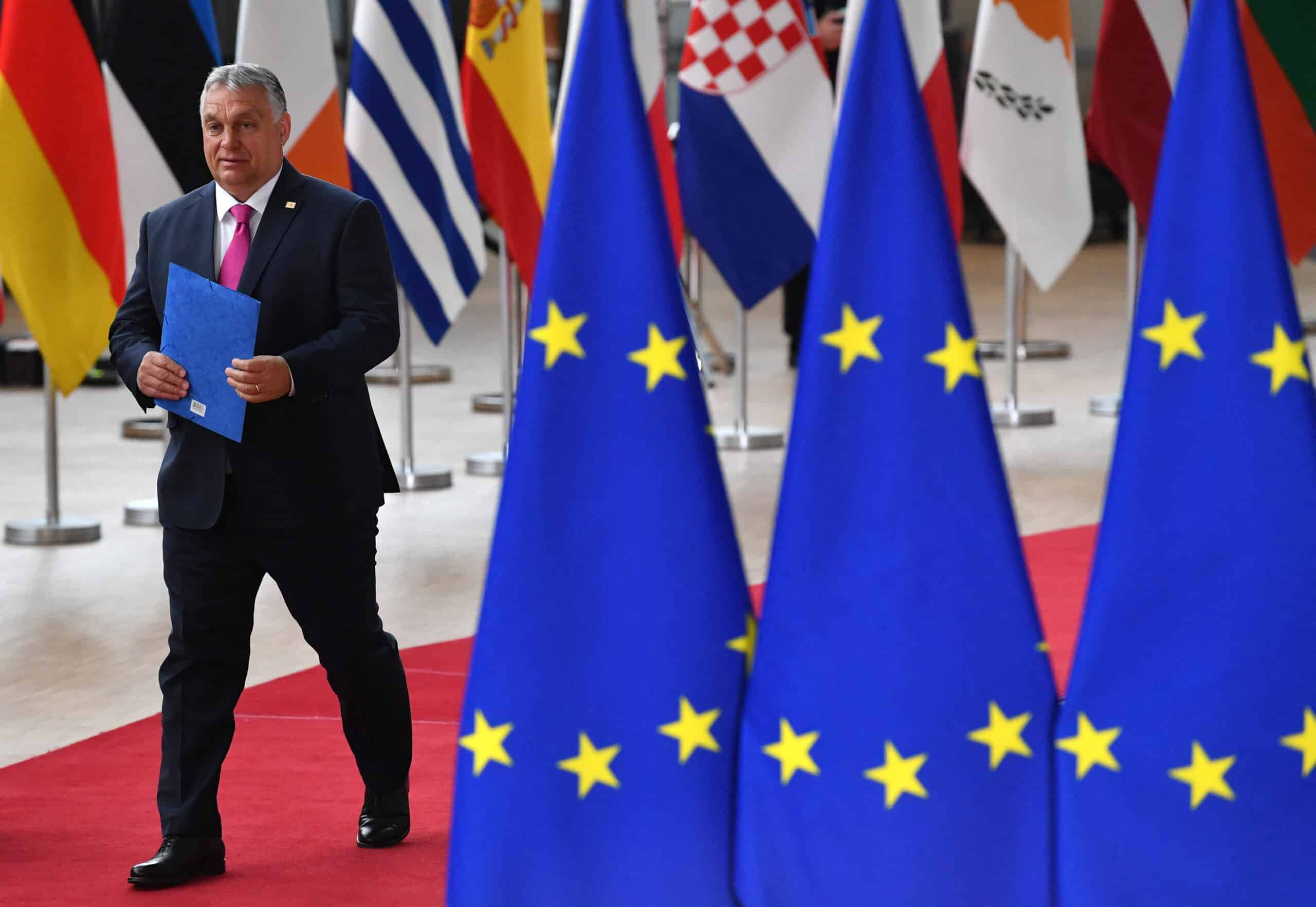 Il primo ministro ungherese, Viktor Orban, al Consiglio Europeo (Photo by JOHN THYS / AFP)