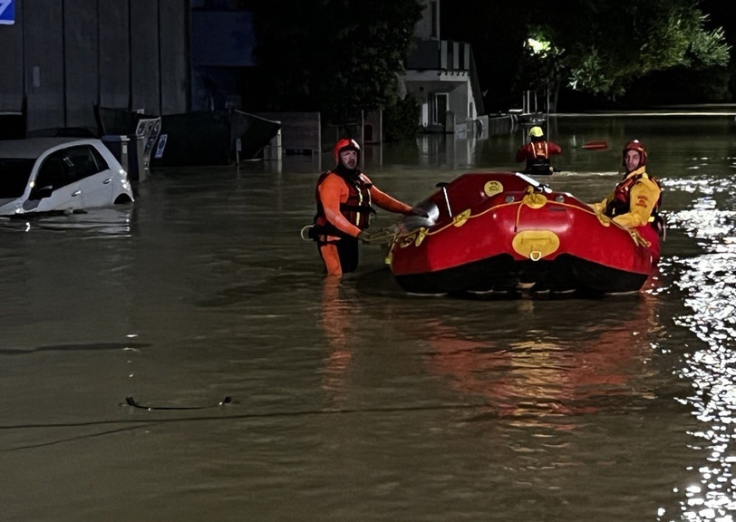 I soccorsi dopo l'alluvione nelle Marche nel settembre 2022 (Imagoeconomica)