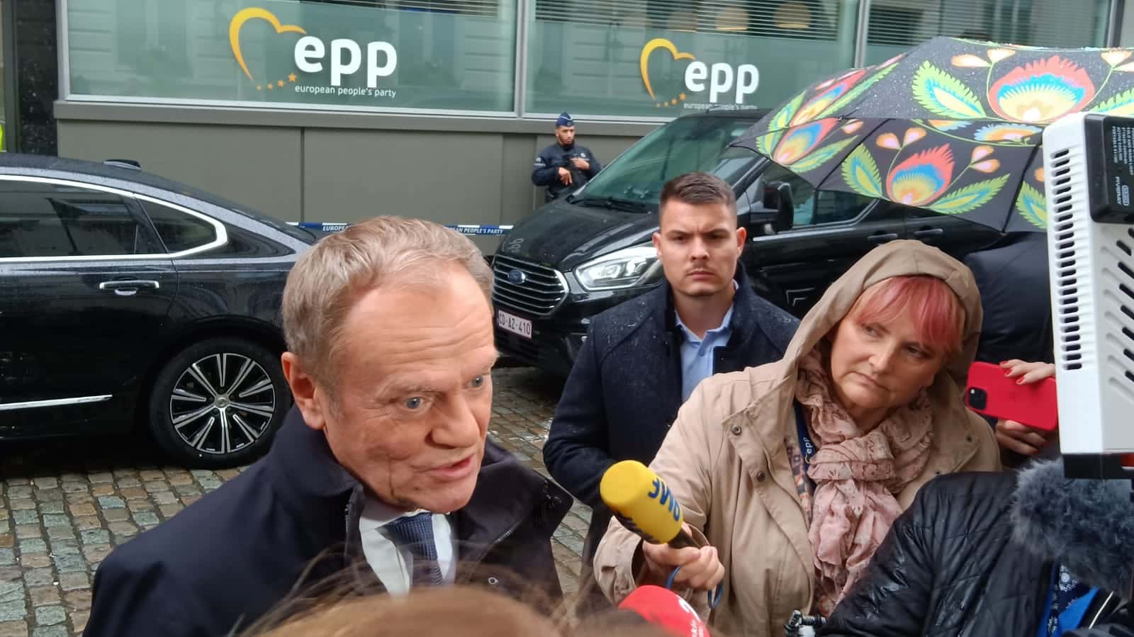 Il leader di Piattaforma civica, Donald Tusk, dopo il pre-vertice del Ppe [Bruxelles, 26 ottobre 2023. Foto: Emanuele Bonini]