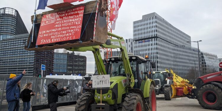 Proteste Trattori Agricoltori Strasburgo