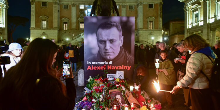 FIACCOLATA IN MEMORIA DI ALEXEY NAVALNY IN CAMPIDOGLIO