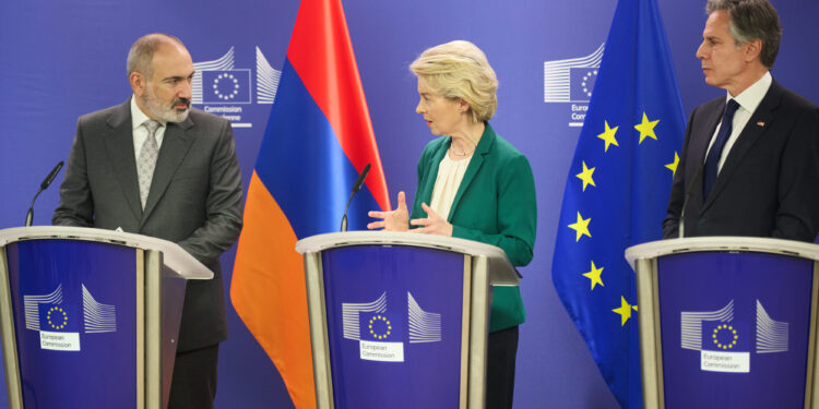 Pashinyan Armenia von der Leyen Blinken