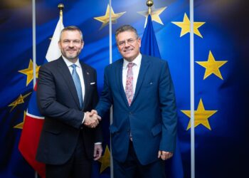 Maros Sefcovic Peter Pellegrini Slovacchia Commissione Ue